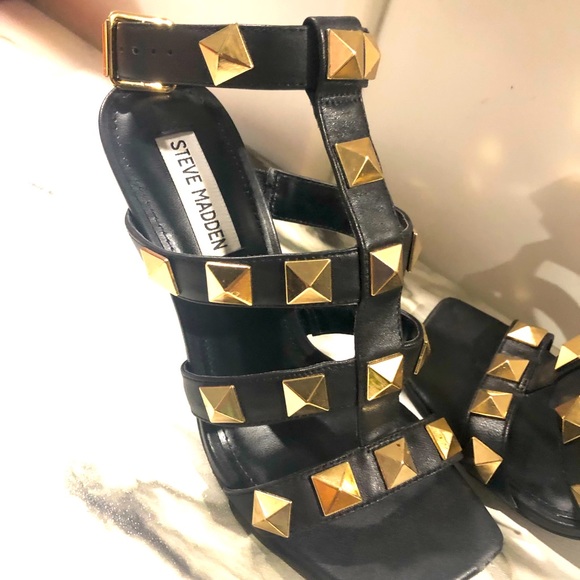 Steve Madden RockStud Cage Black Heels - Picture 3 of 5